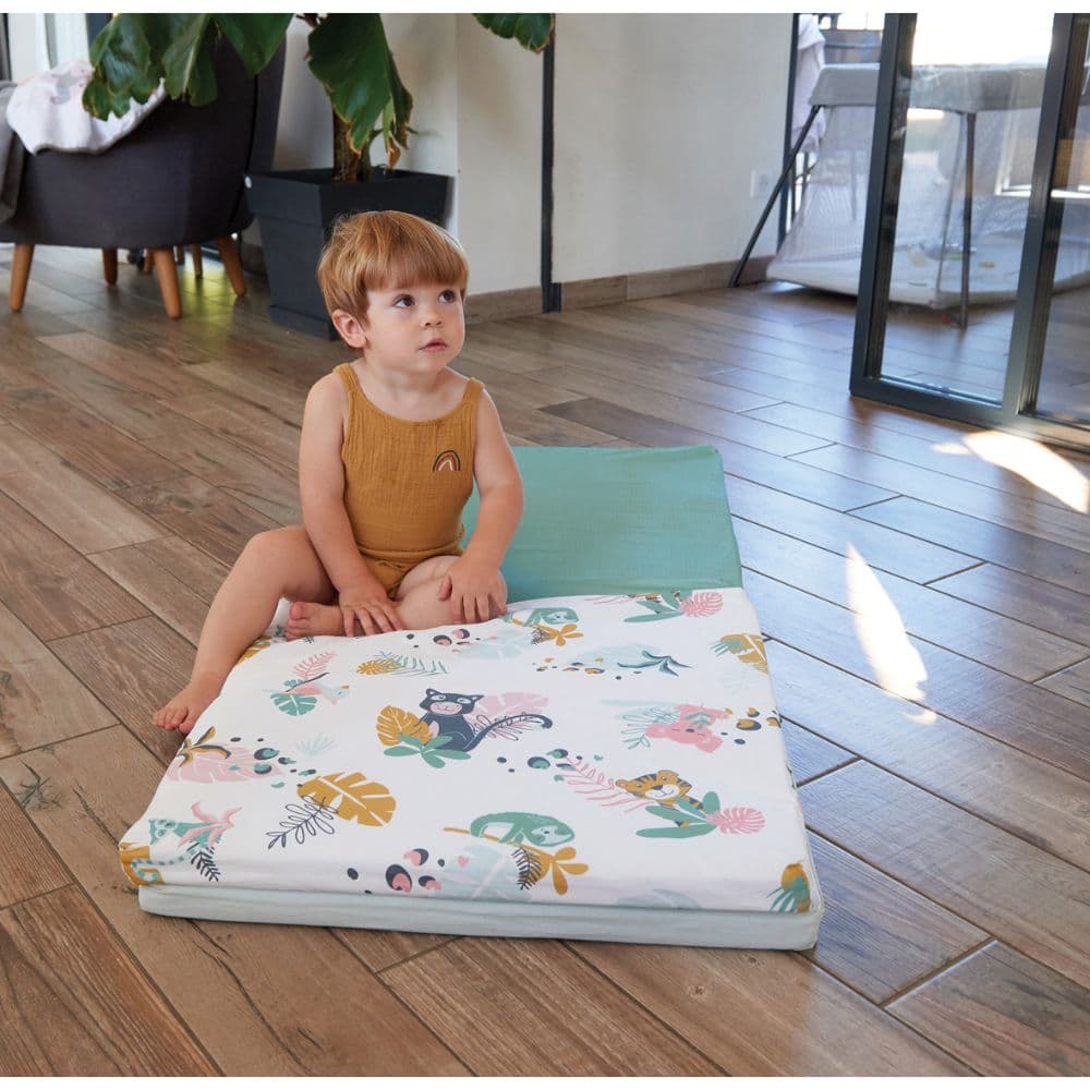 Tineo - 3-in-1 Smart & Fun Playmat, Jungle Buddies - 120 x 120 cm