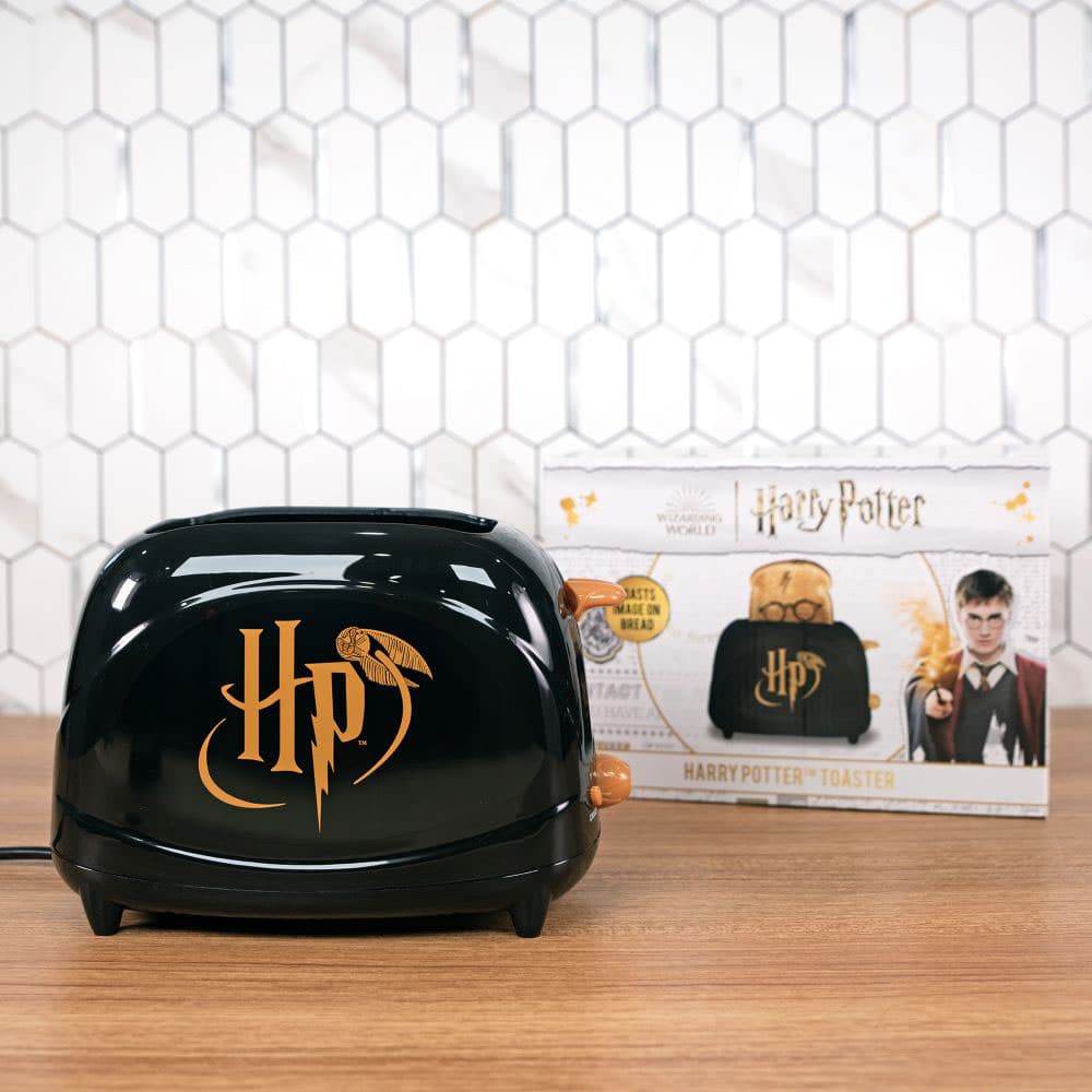 Uncanny Brands - Harry Potter Toaster & Sandwich Maker - Black