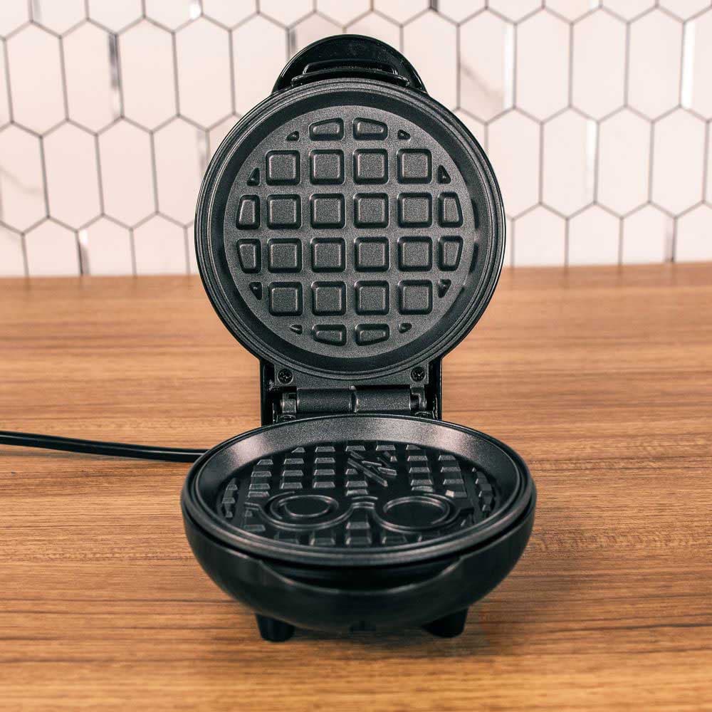 Uncanny Brands - Harry Potter Toaster & Mini Waffle Maker - Black