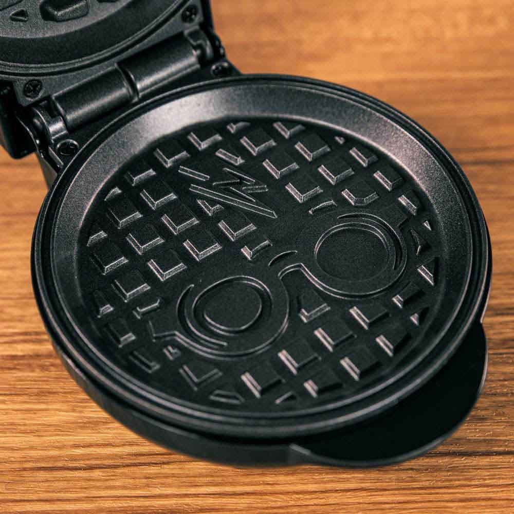 Uncanny Brands - Harry Potter Toaster & Mini Waffle Maker - Black